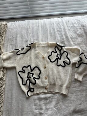 Cream Floral Applique V-Neck Button Cardigan Sweater Oversized